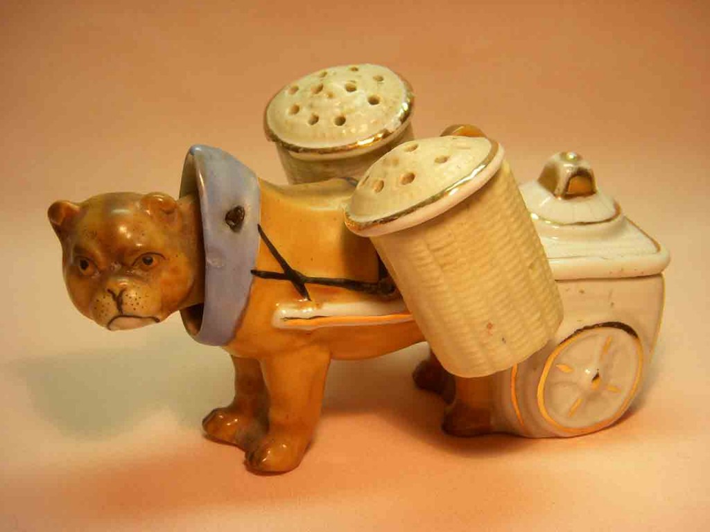 Conta and Boehme Germany bobber dog condiment set