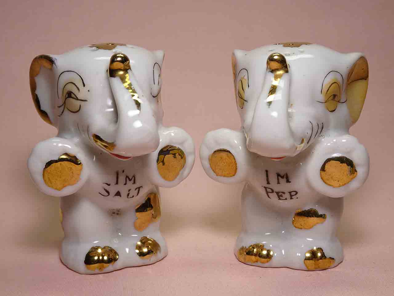 Bonzo-like elephant salt and pepper shakers