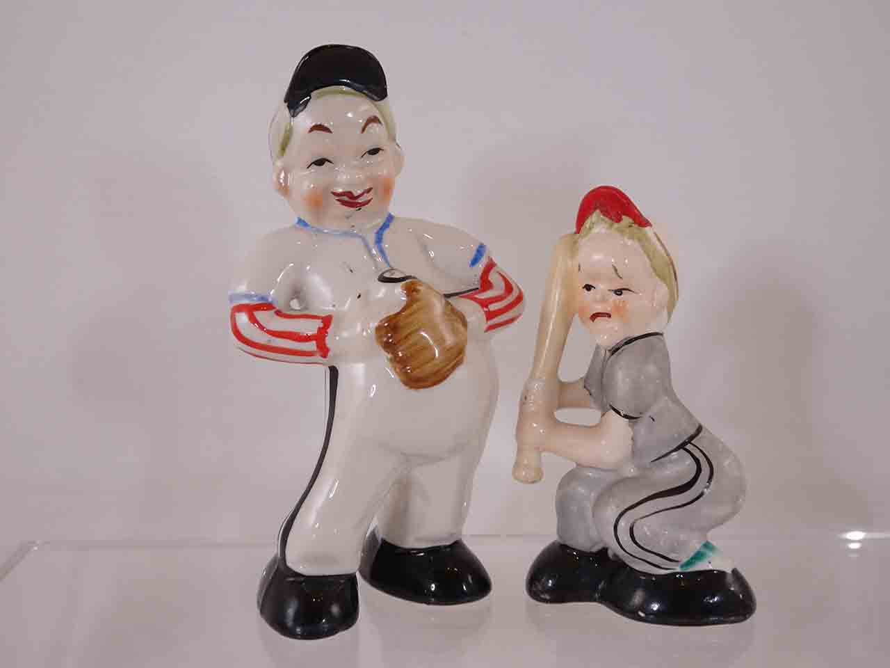 Japan Same Guys Playing Different Sports - baseball players salt and pepper shakers