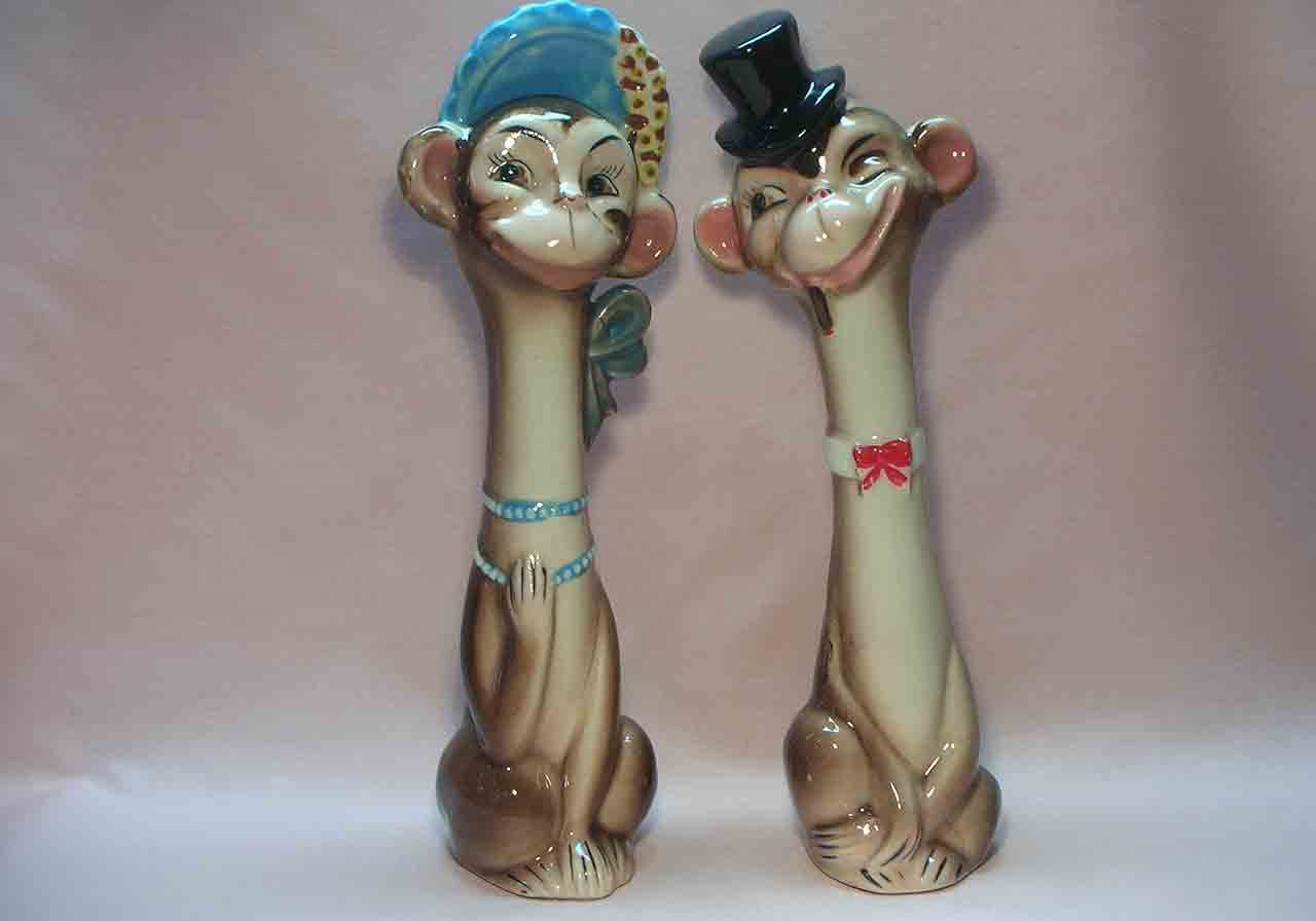 Tallboys monkey couple salt and pepper shaker