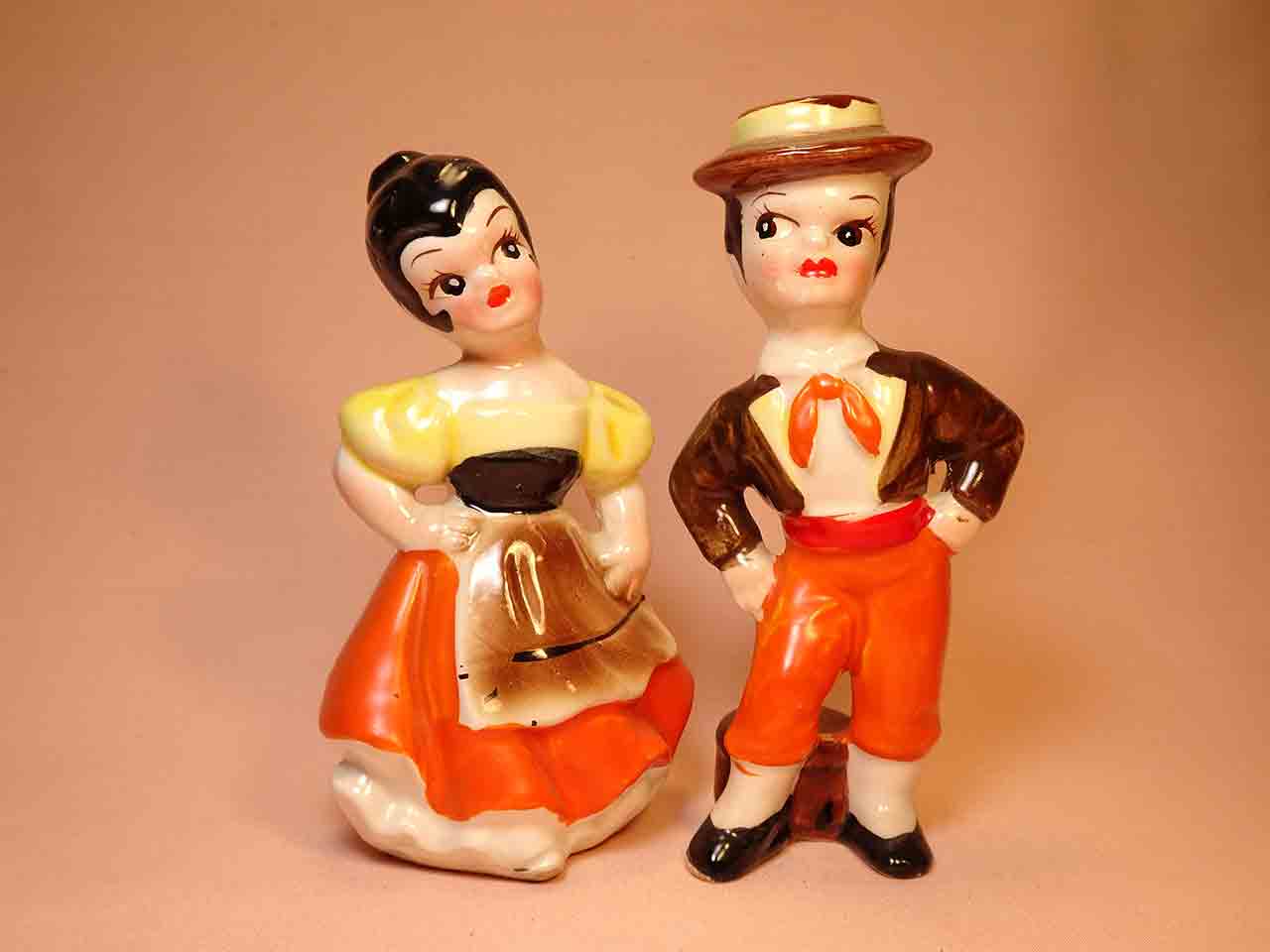 Kreiss Spain people salt and pepper shakers