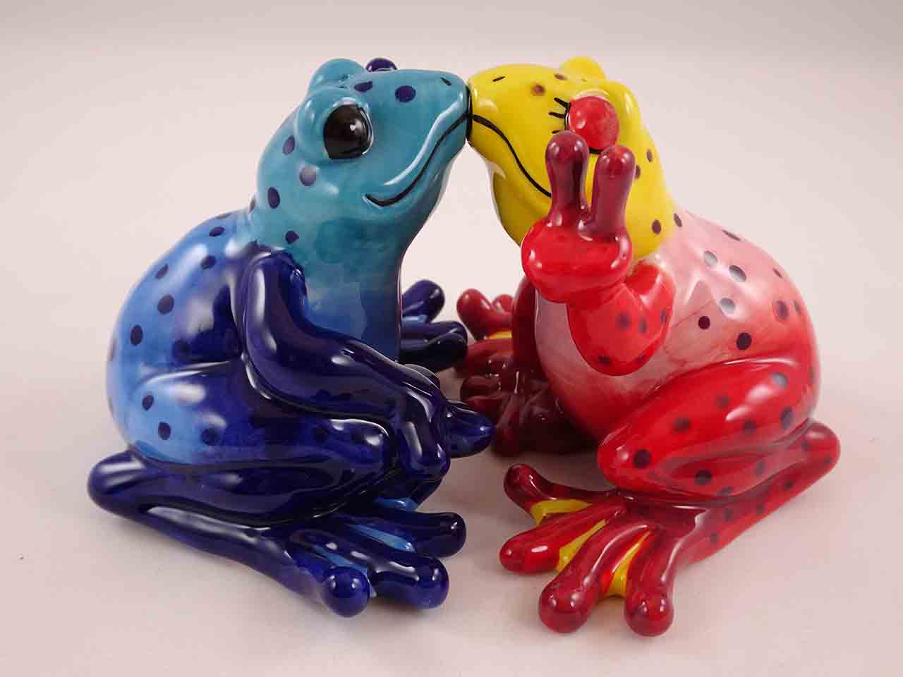 Peace Frogs by Westland Giftware salt and pepper shakers