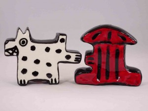 Dog with fire hydrant salt and pepper shakers