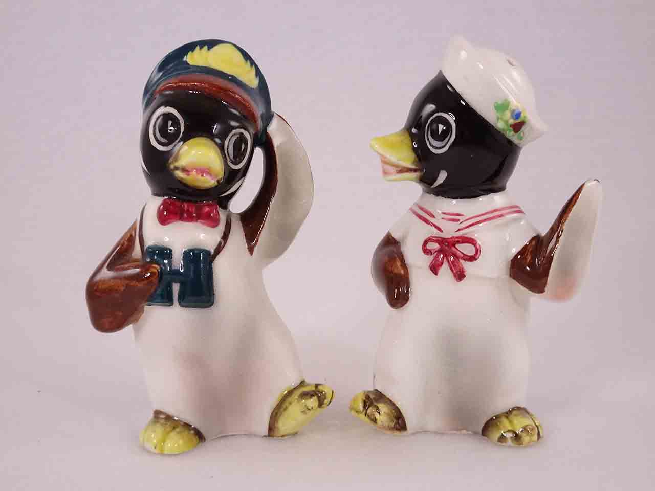 Penguins salt and pepper shakers