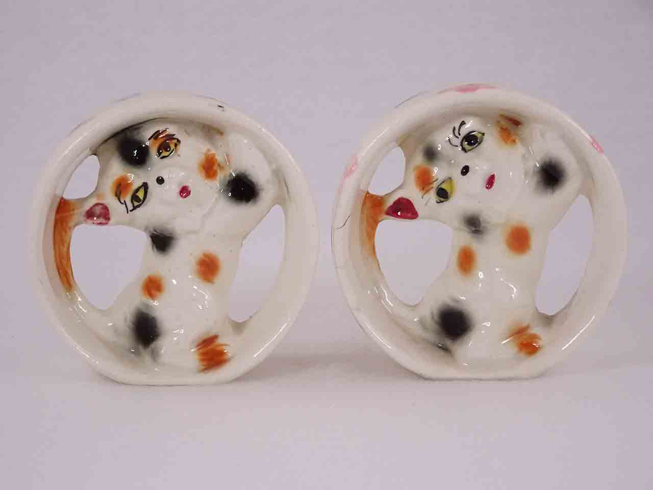 Cats in circles salt and pepper shakers