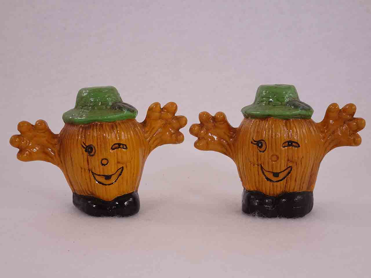 Halloween characters salt and pepper shakers possibly made by Jean Grief - Jack-O-Lanterns