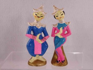 Southeast Asian dancers / royalty salt and pepper shakers