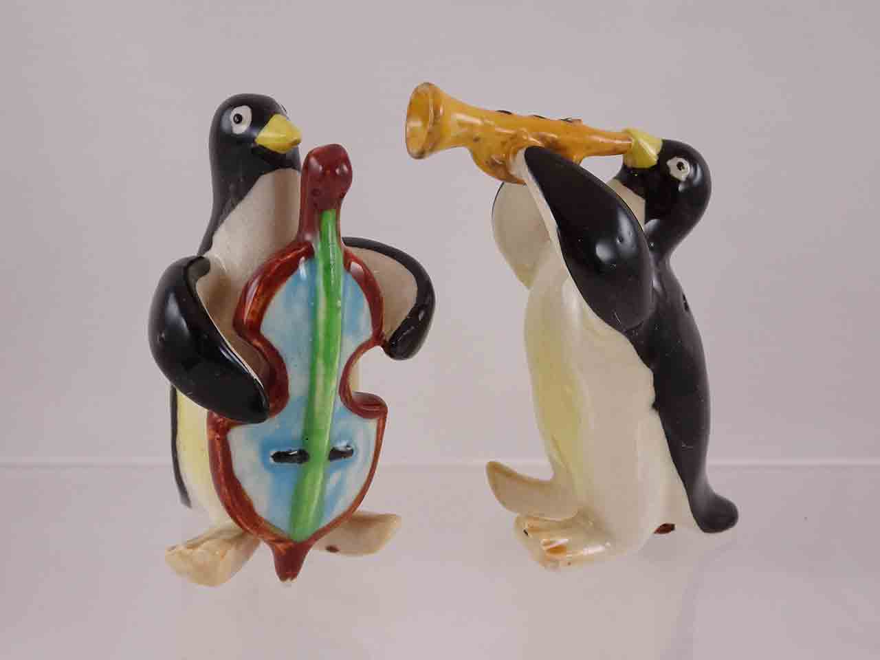 Japan penguin band salt and pepper shakers