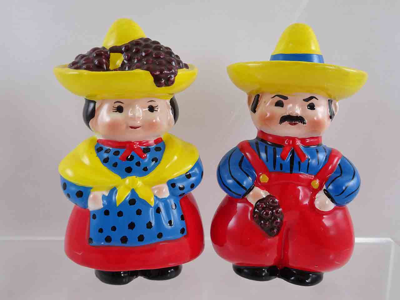 Josef Originals Italy nationalities salt and pepper shakers