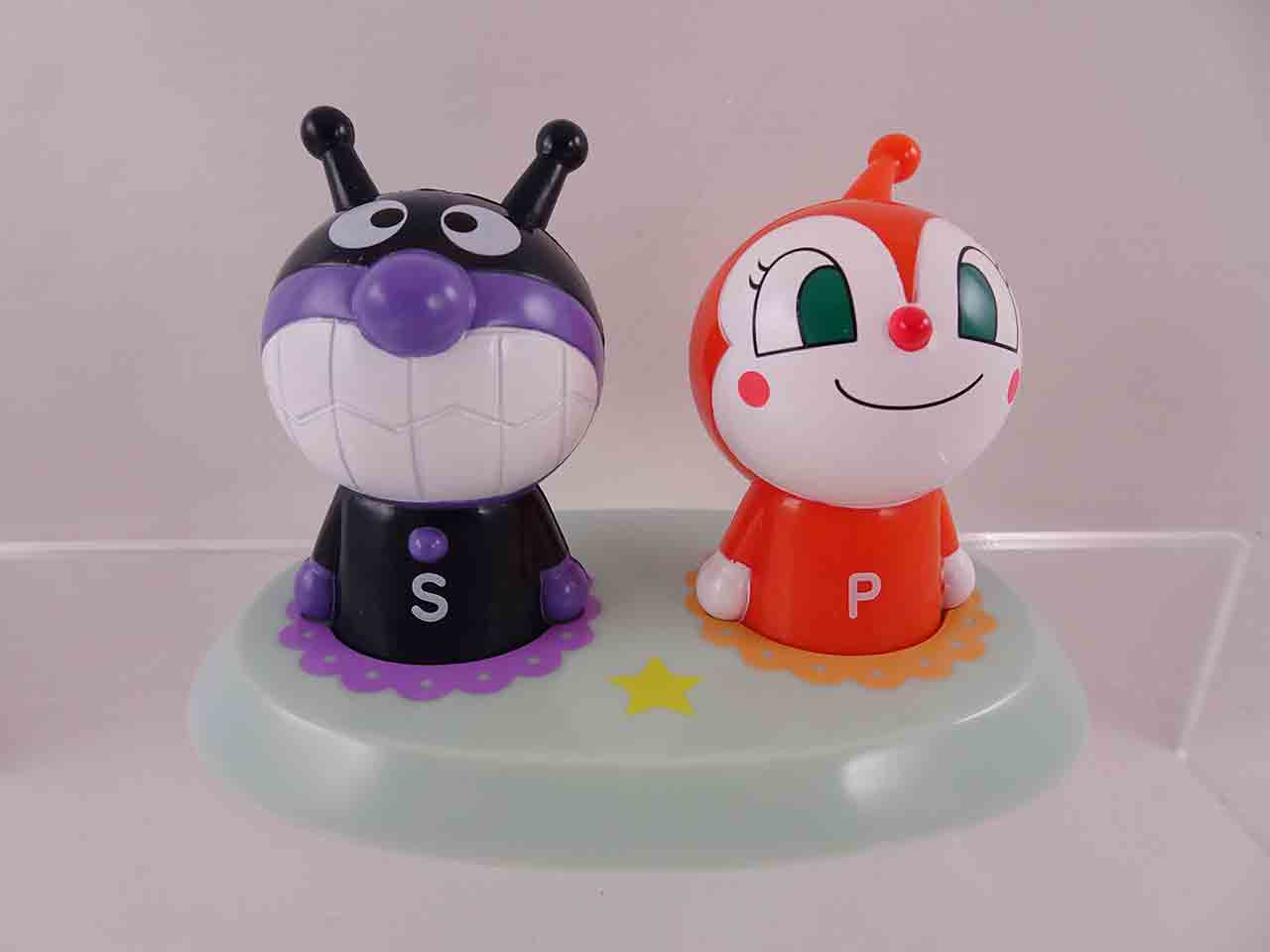 Anpanman Japanese Anime / story book cartoon characters salt and pepper shakers - Baikinman and Dokinchan