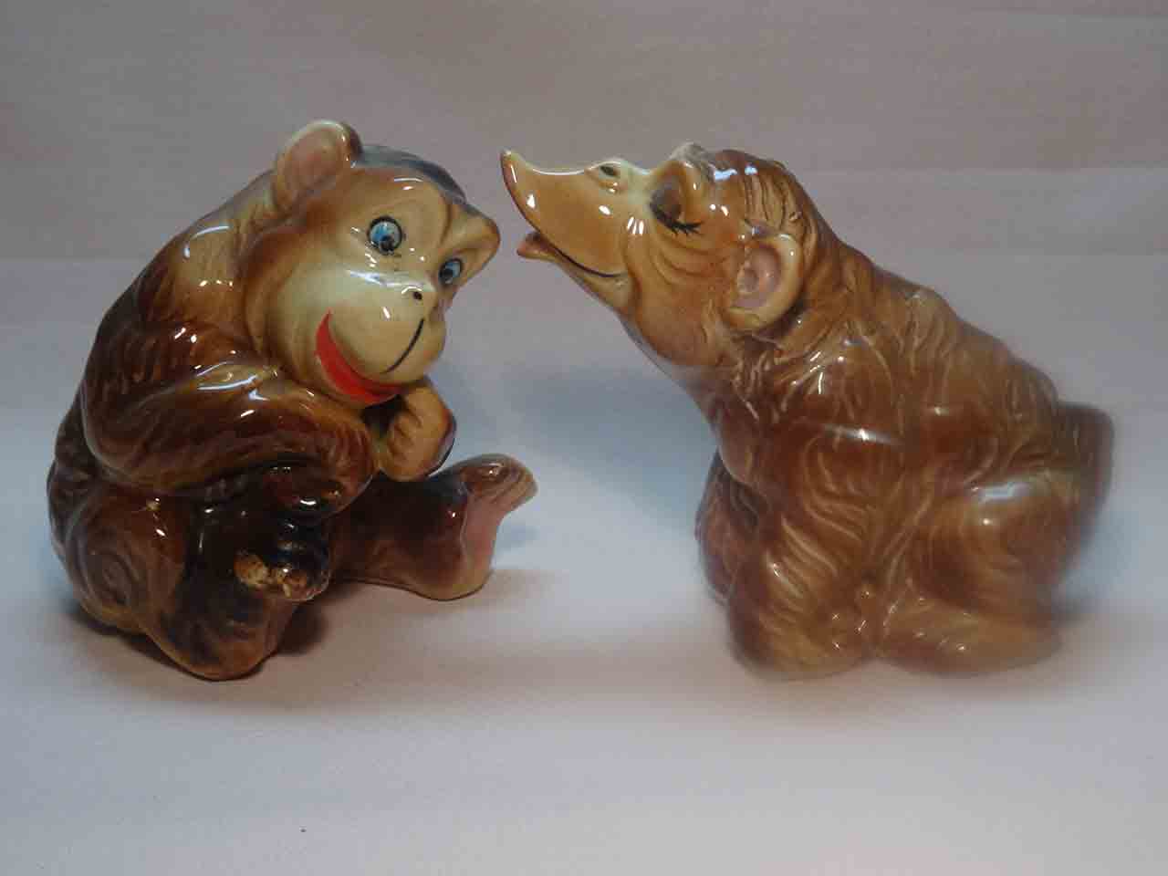 Kreiss animals salt and pepper shakers - gorillas