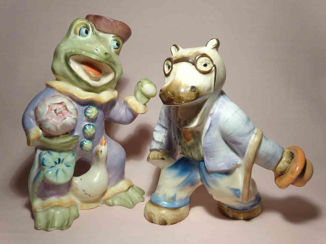 Ardalt frog & hippo salt and pepper shakers