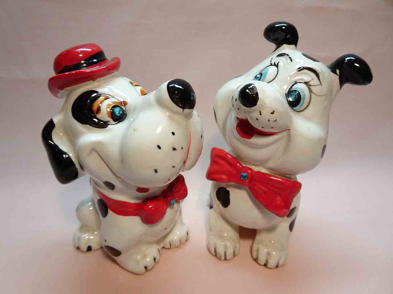 Kreiss dogs salt and pepper shakers