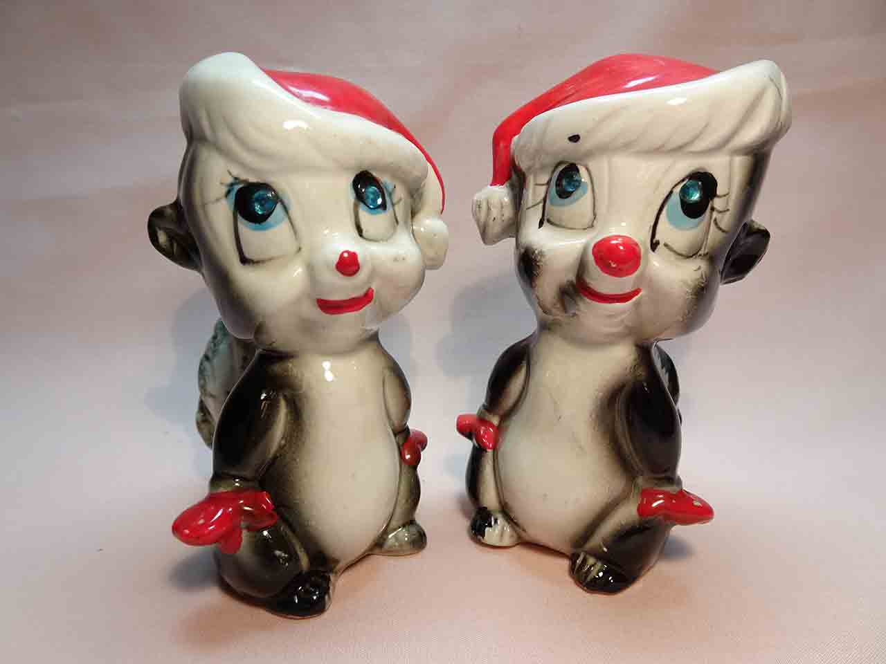 Kreiss Christmas skunks salt and pepper shakers