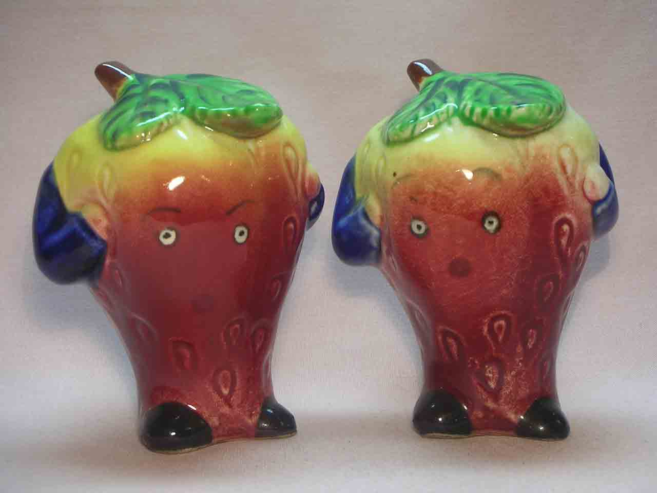 Teenie Weenie series of anthropomorphic mixed vegetables and fruit salt and pepper shakers - strawberries