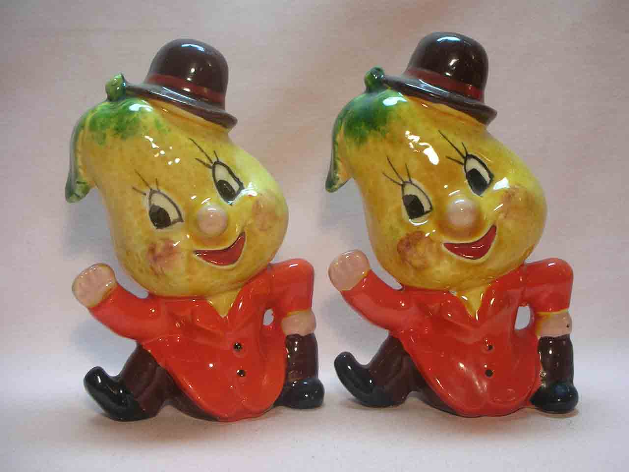 Anthropomorphic salt and pepper shakers called "2 of a Kind" - pears