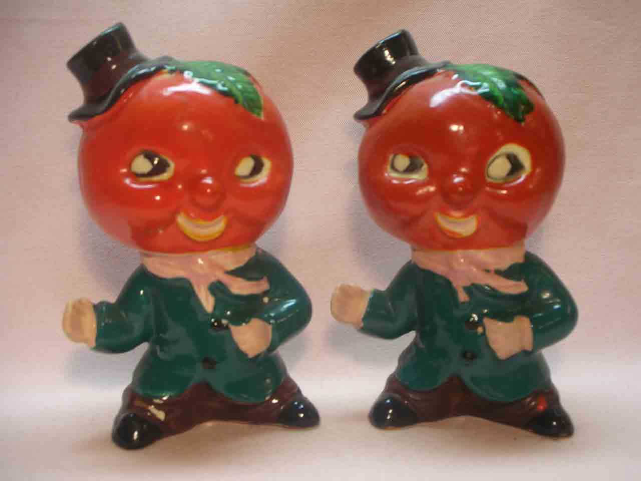 Anthropomorphic salt and pepper shakers called "2 of a Kind" - tomatoes