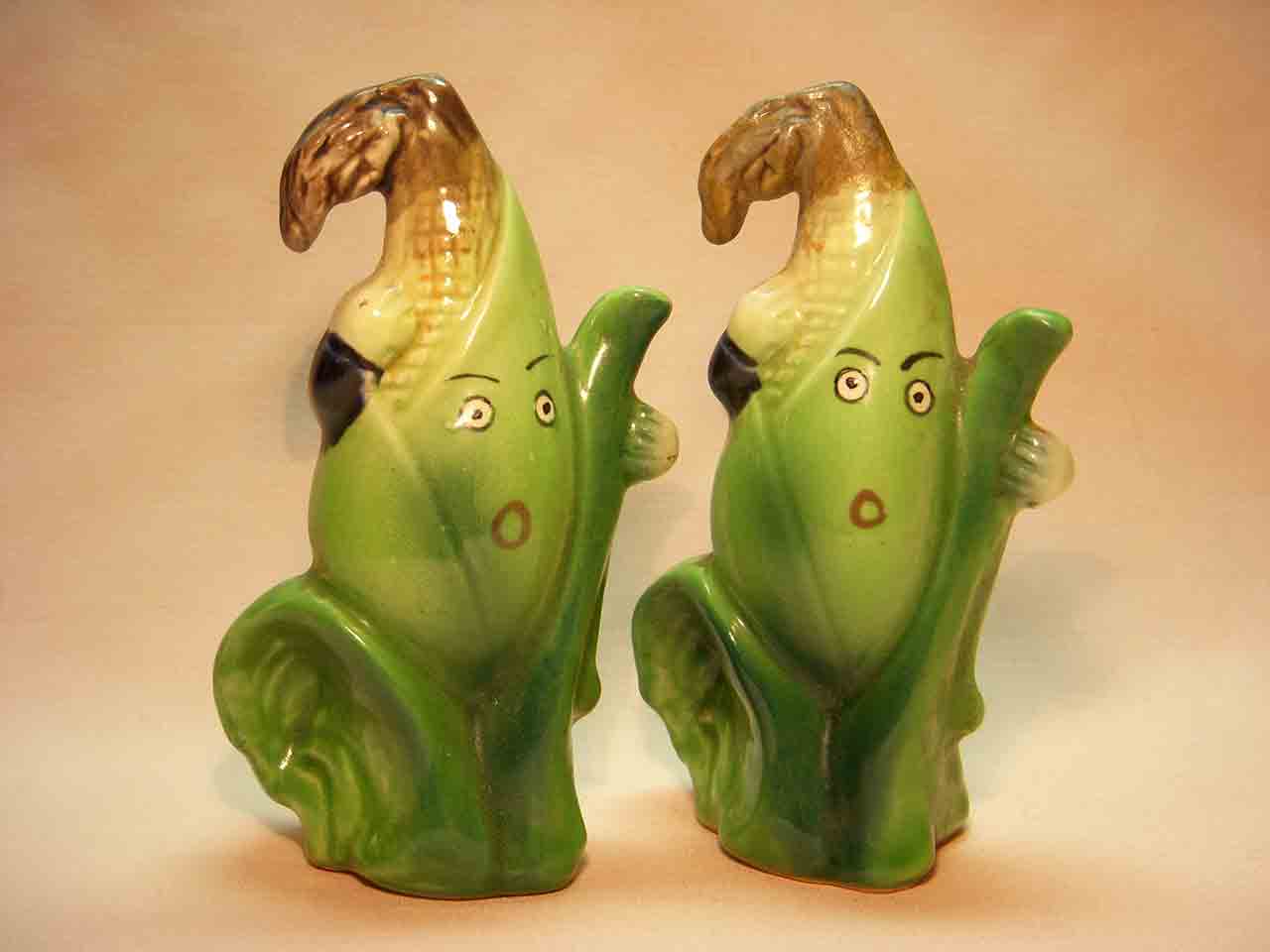 Teenie Weenie series of anthropomorphic mixed vegetables and fruit salt and pepper shakers - corn