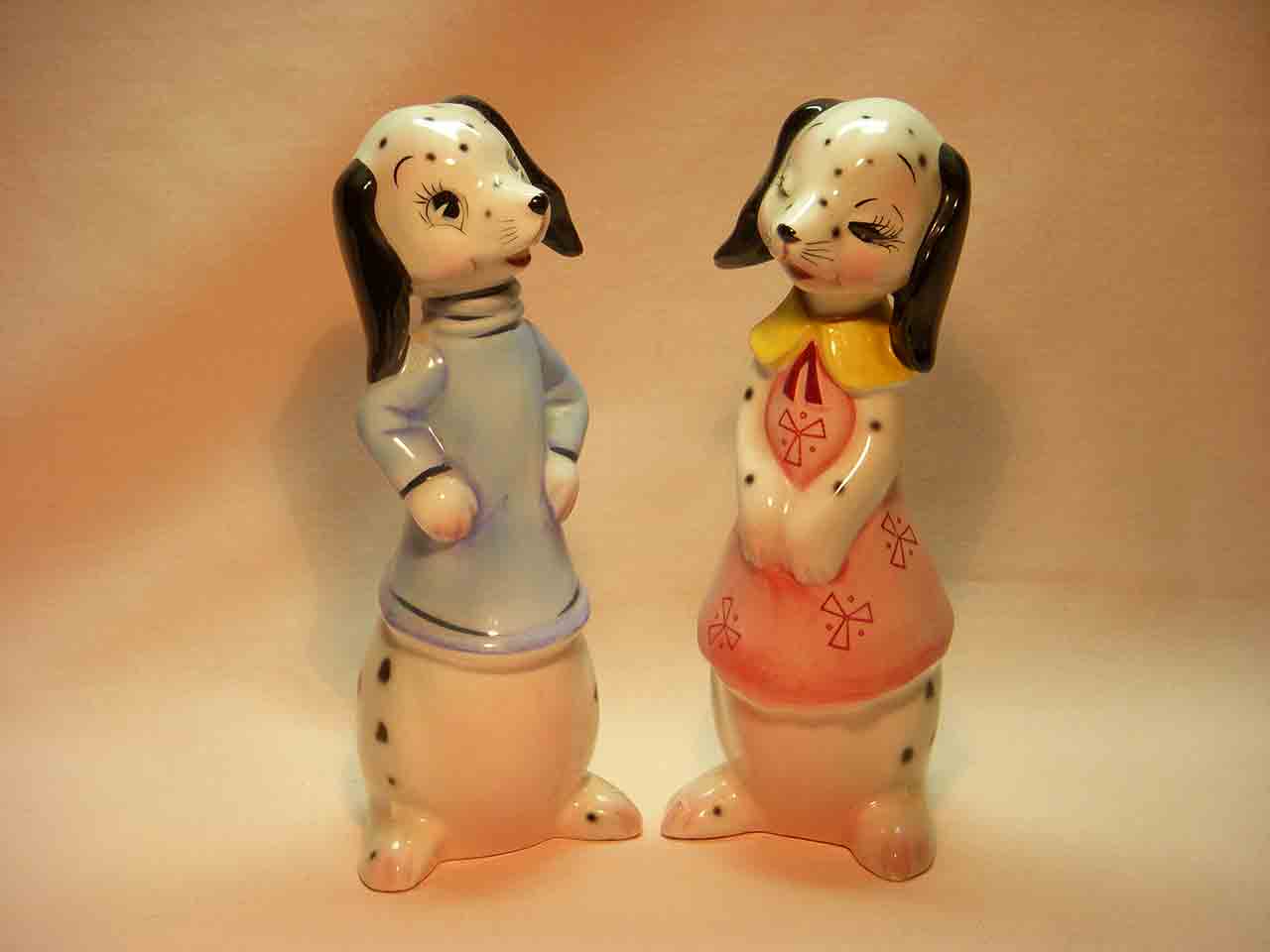 Tall dressed animal series ?PY-like salt and pepper shakers - dogs