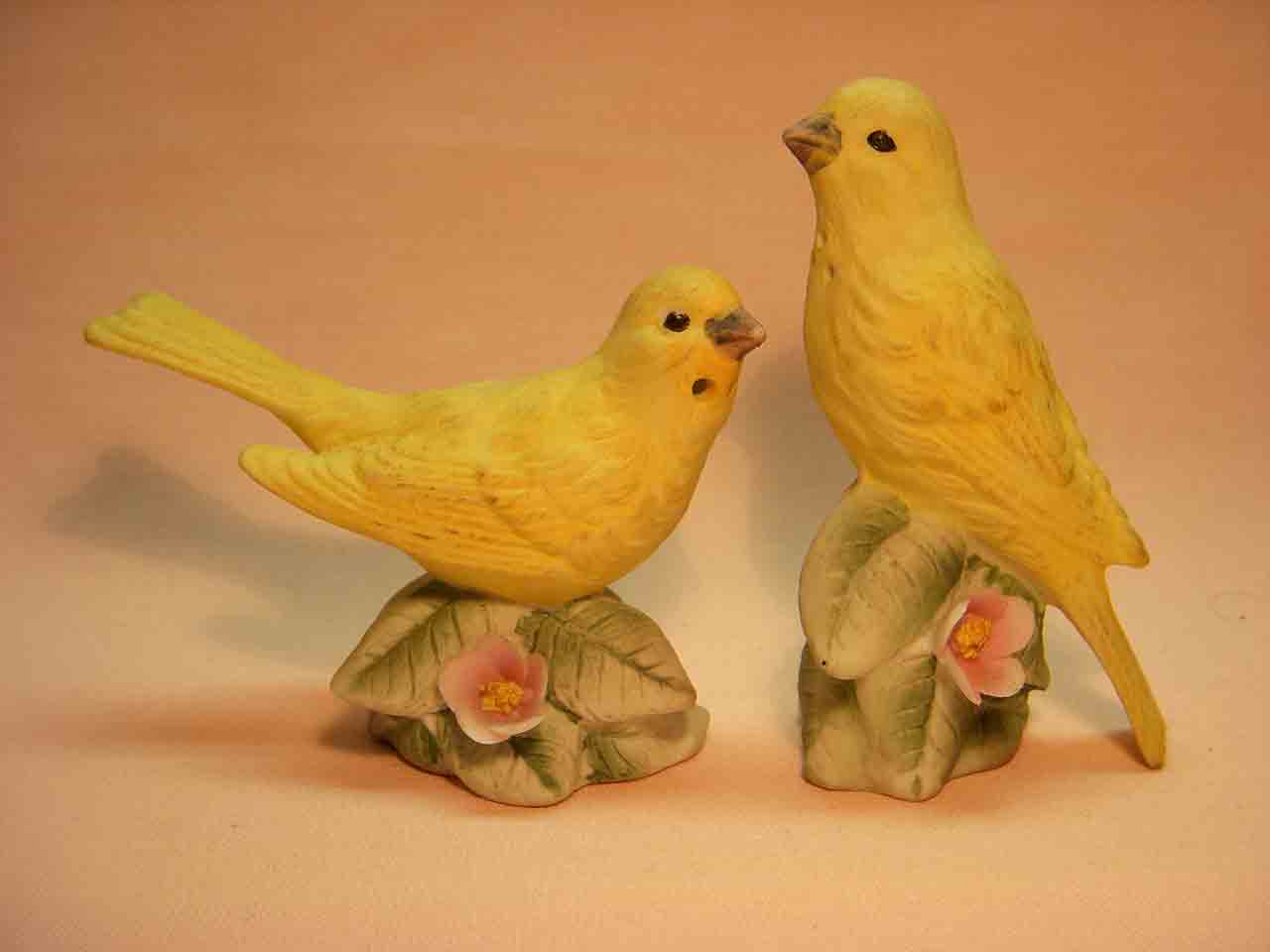 Dull / bisque finished small little realistic birds salt and pepper shakers - yellow canary birds