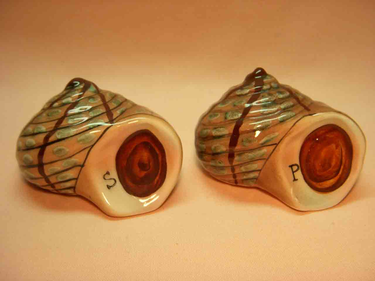 PY sea shells salt and pepper shakers