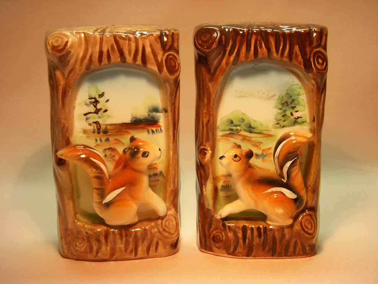 Squirrels on tree trunk picture frames salt and pepper shakers