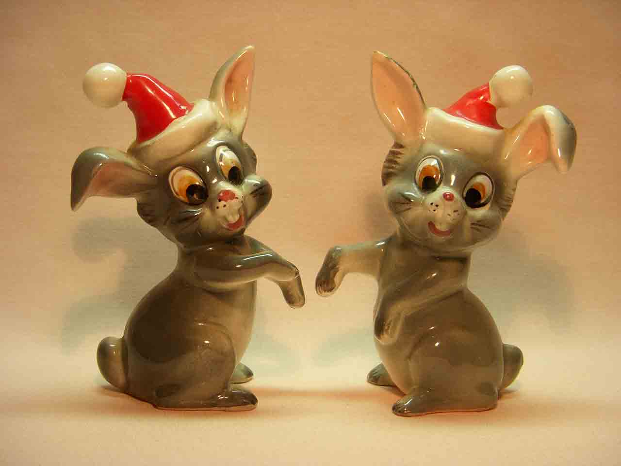 Kreiss Christmas rabbits salt and pepper shakers