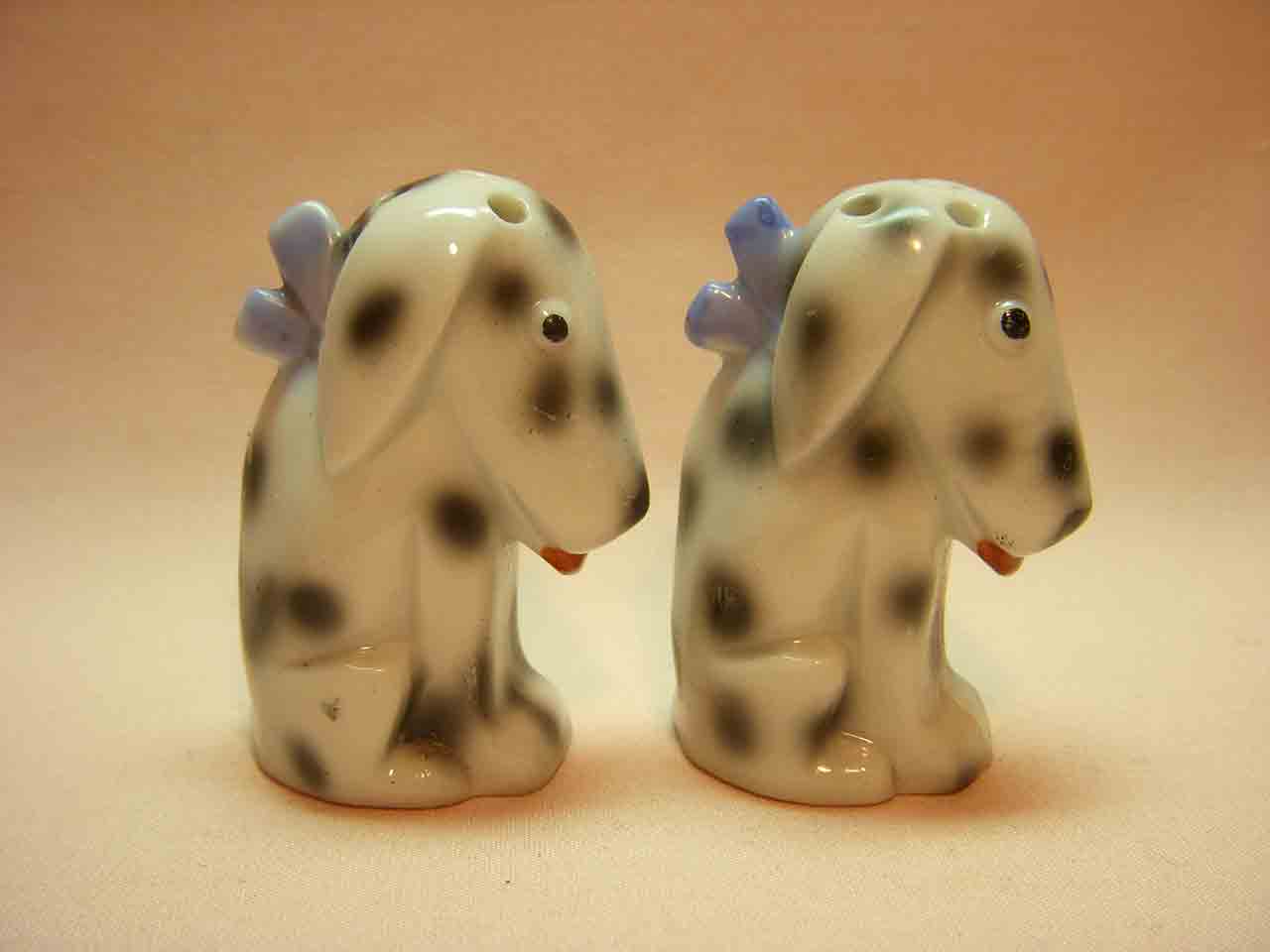 Dismal Desmond dogs from Germany salt and pepper shakers