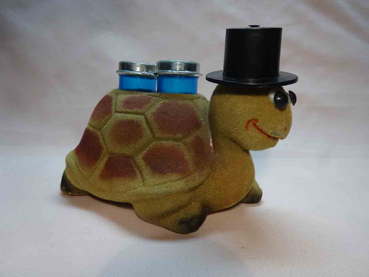 Fuzzy plastic turtle salt and pepper shakers